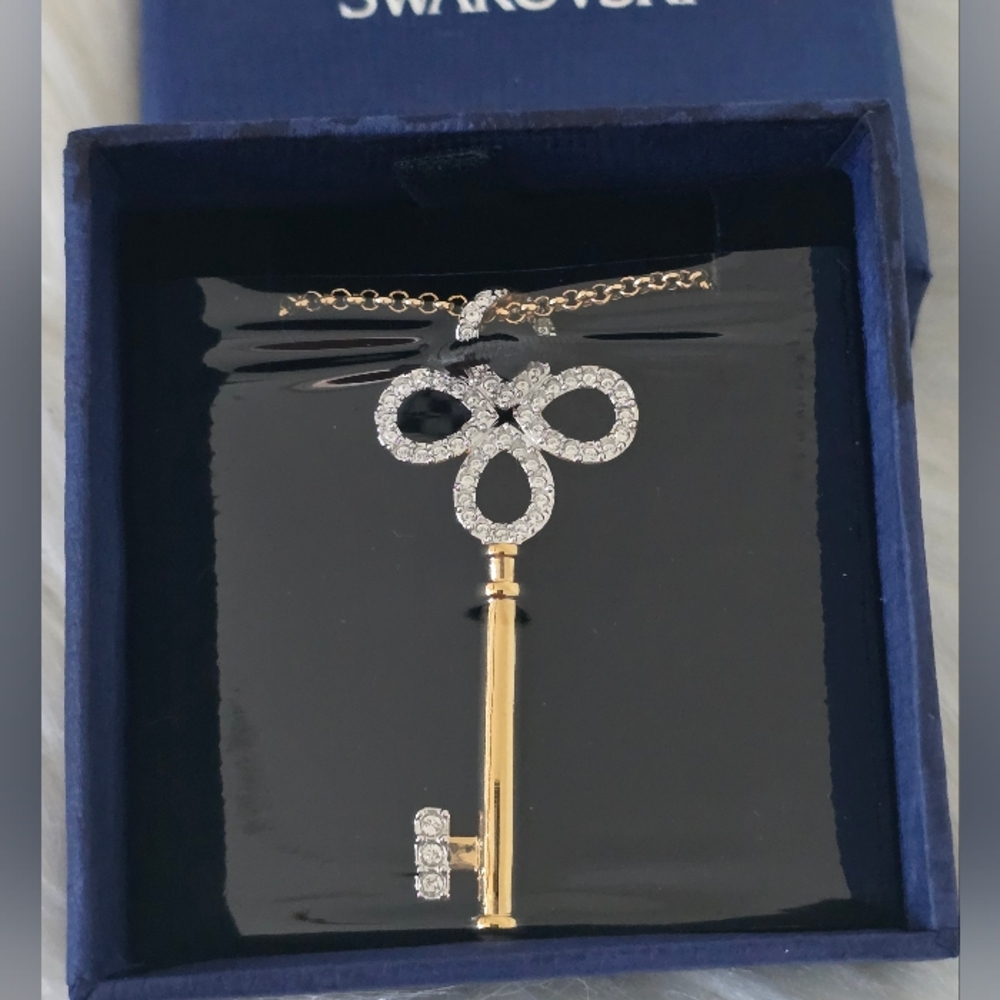 Swarovski Noble Pendant 1081992